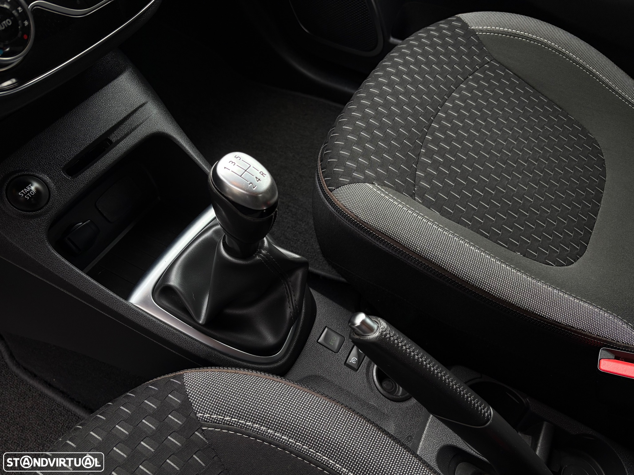 Renault Captur 1.5 dCi Exclusive - 5