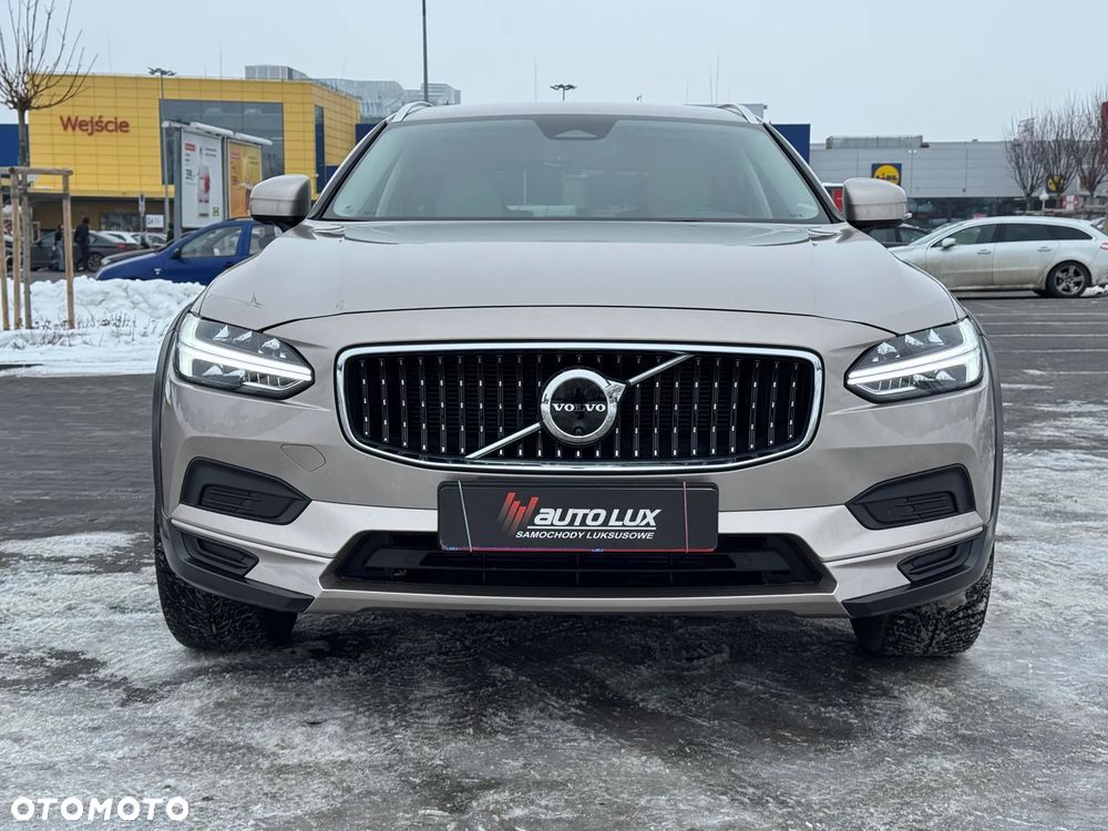 Volvo V90 Cross Country B5 B AWD Ultimate - 9