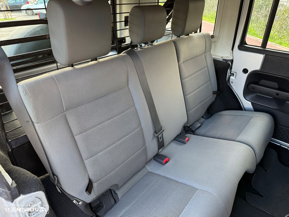 Jeep Wrangler Unlimited 2.8 CRD ATX Sahara - 27