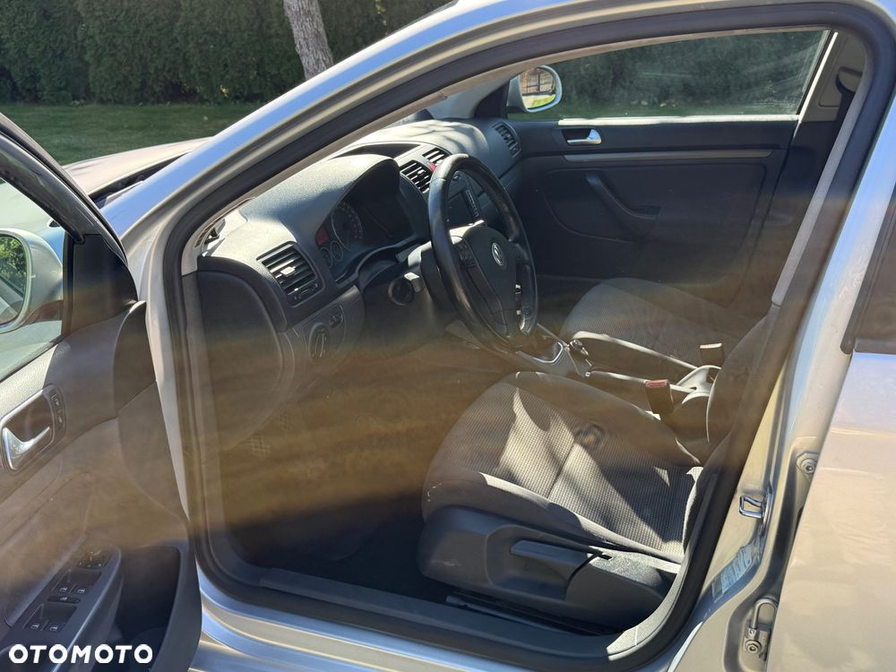 Volkswagen Jetta 1.6 Trendline - 5