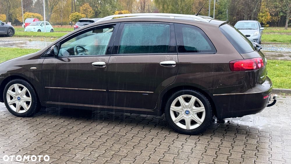 Fiat Croma 2.4 JTD Emotion - 9