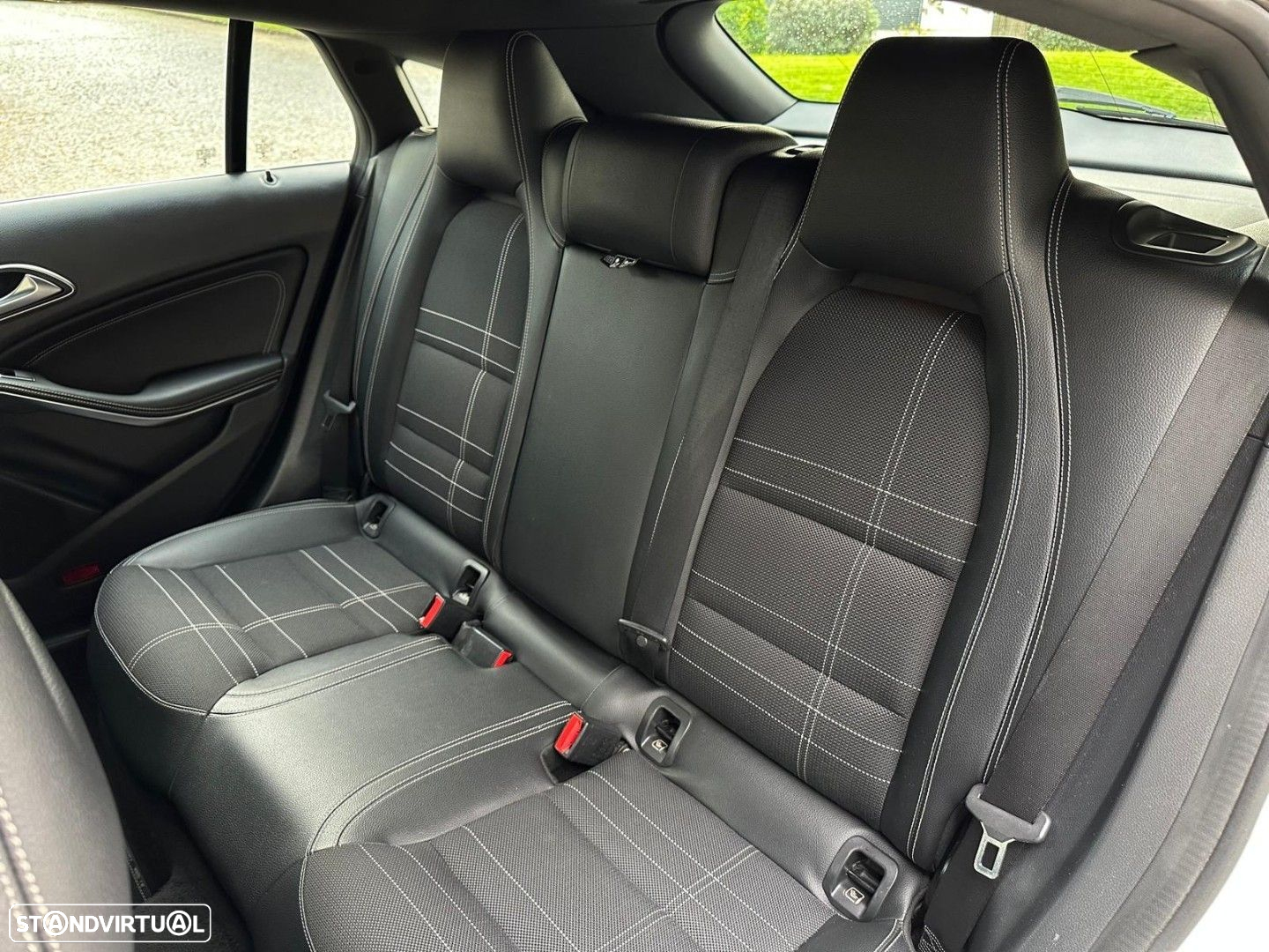 Mercedes-Benz CLA 180 d Shooting Brake Urban - 30
