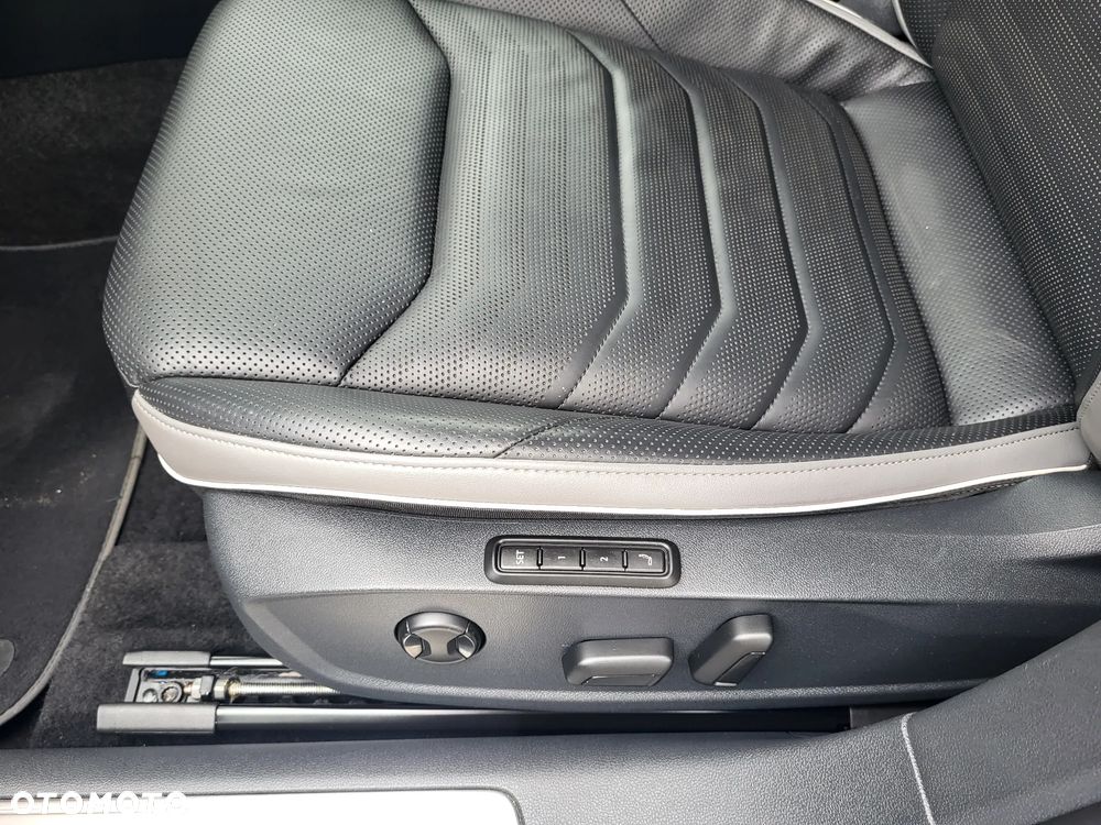 Volkswagen Arteon 2.0 TDI 4Motion Elegance DSG - 18