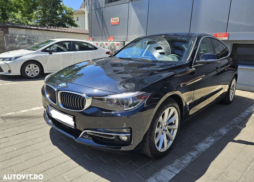 BMW Seria 3 320i xDrive AT - 2