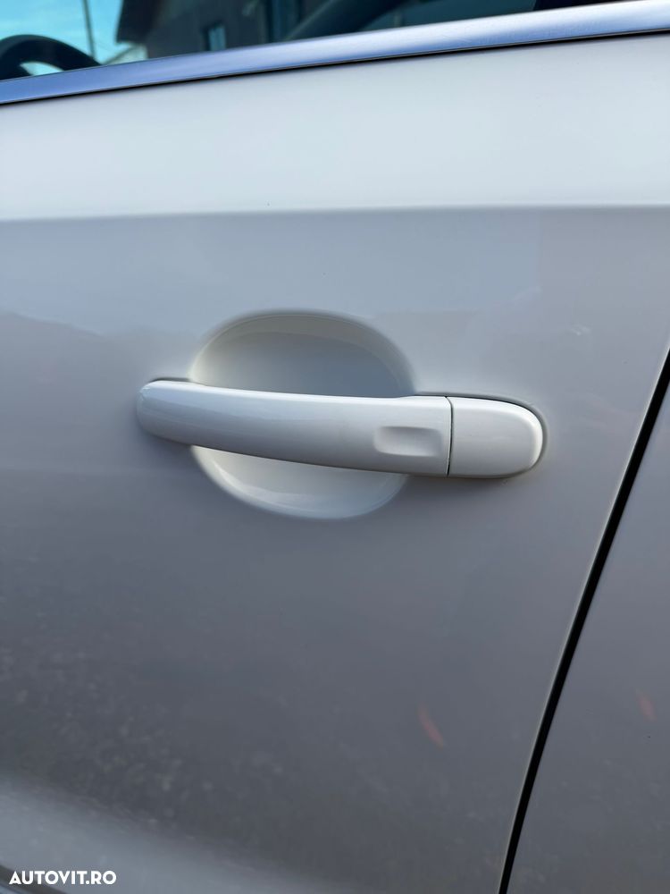 Volkswagen Jetta 2.0 TDI Highline - 18