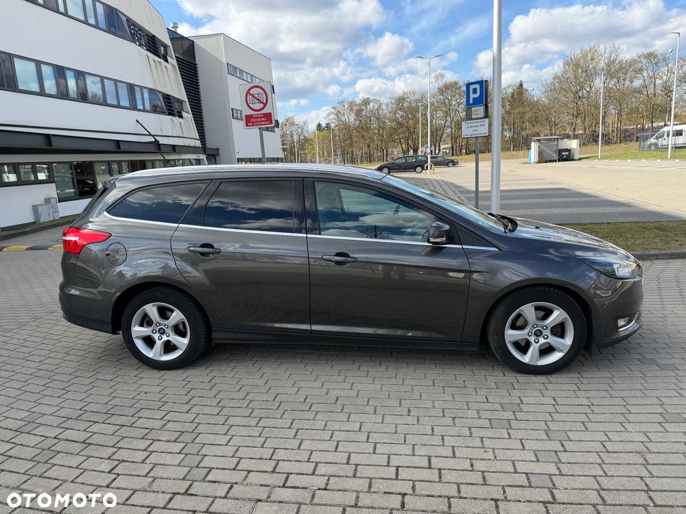Ford Focus 1.0 EcoBoost Titanium - 12
