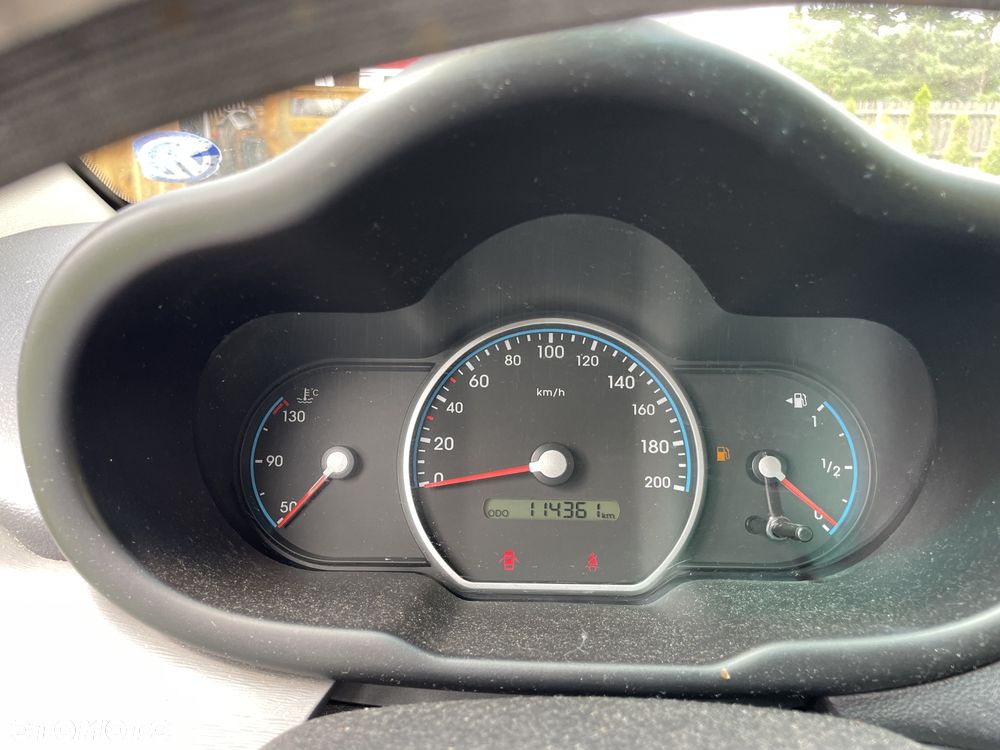 Hyundai i10 1.1 Base - 6