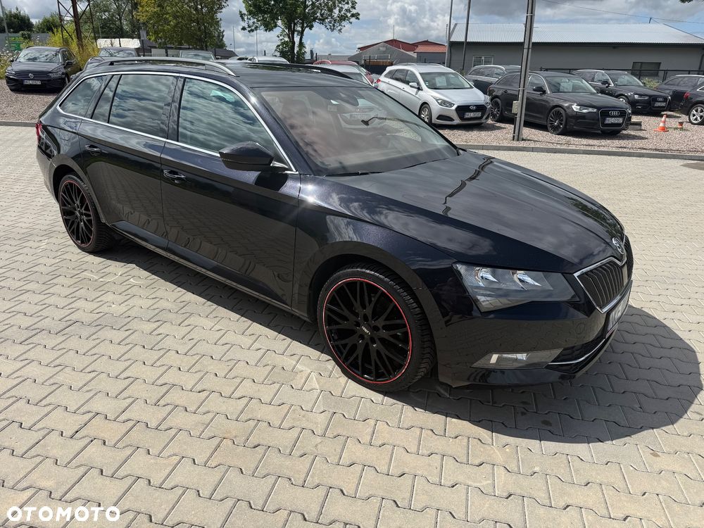 Skoda Superb 2.0 TDI 4x4 DSG Premium Edition - 13
