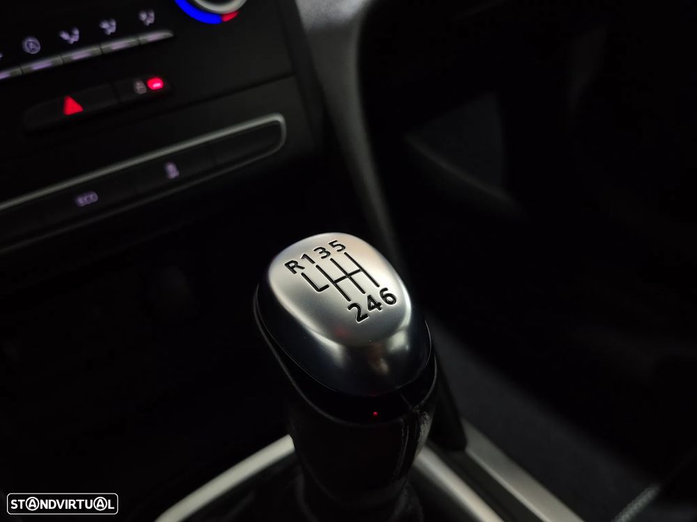 Renault Mégane Sport Tourer 1.2 TCE Intens - 10