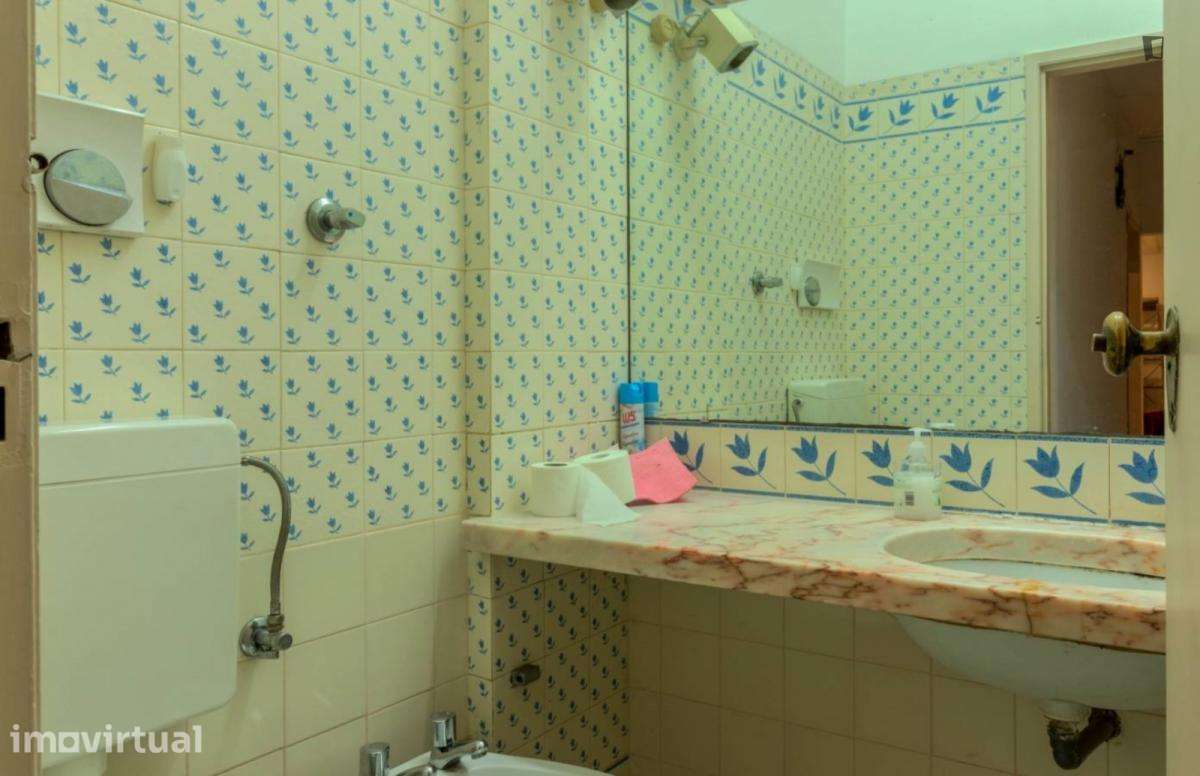 Quarto - localizado em Estrela Lisbon - Grande imagem: 5/11