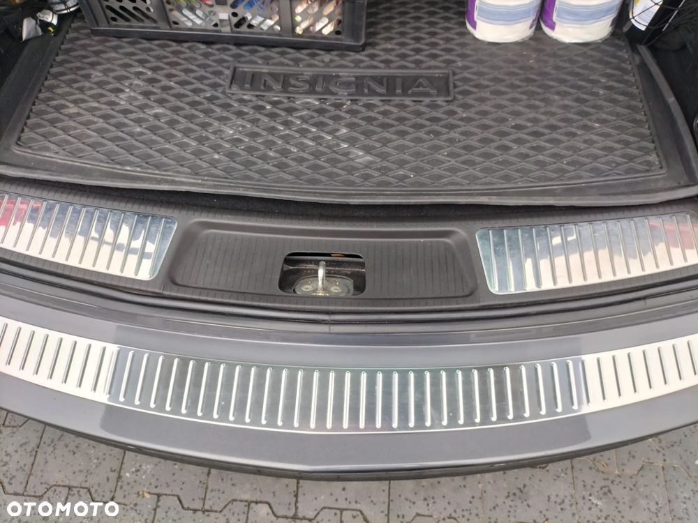 Opel Insignia - 37