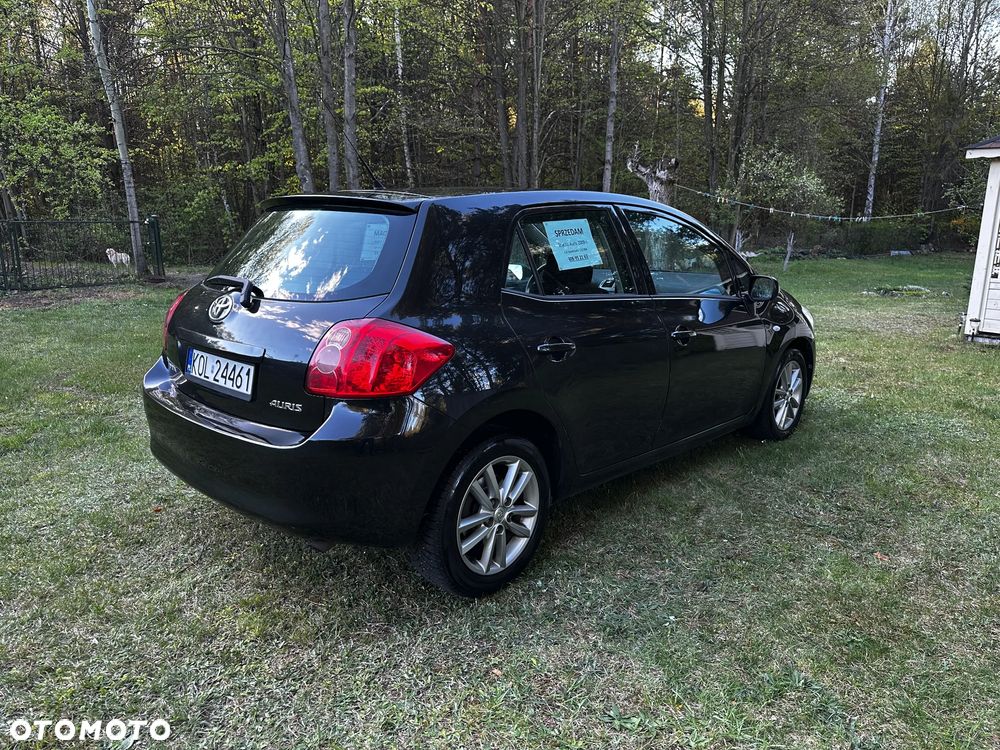 Toyota Auris - 5