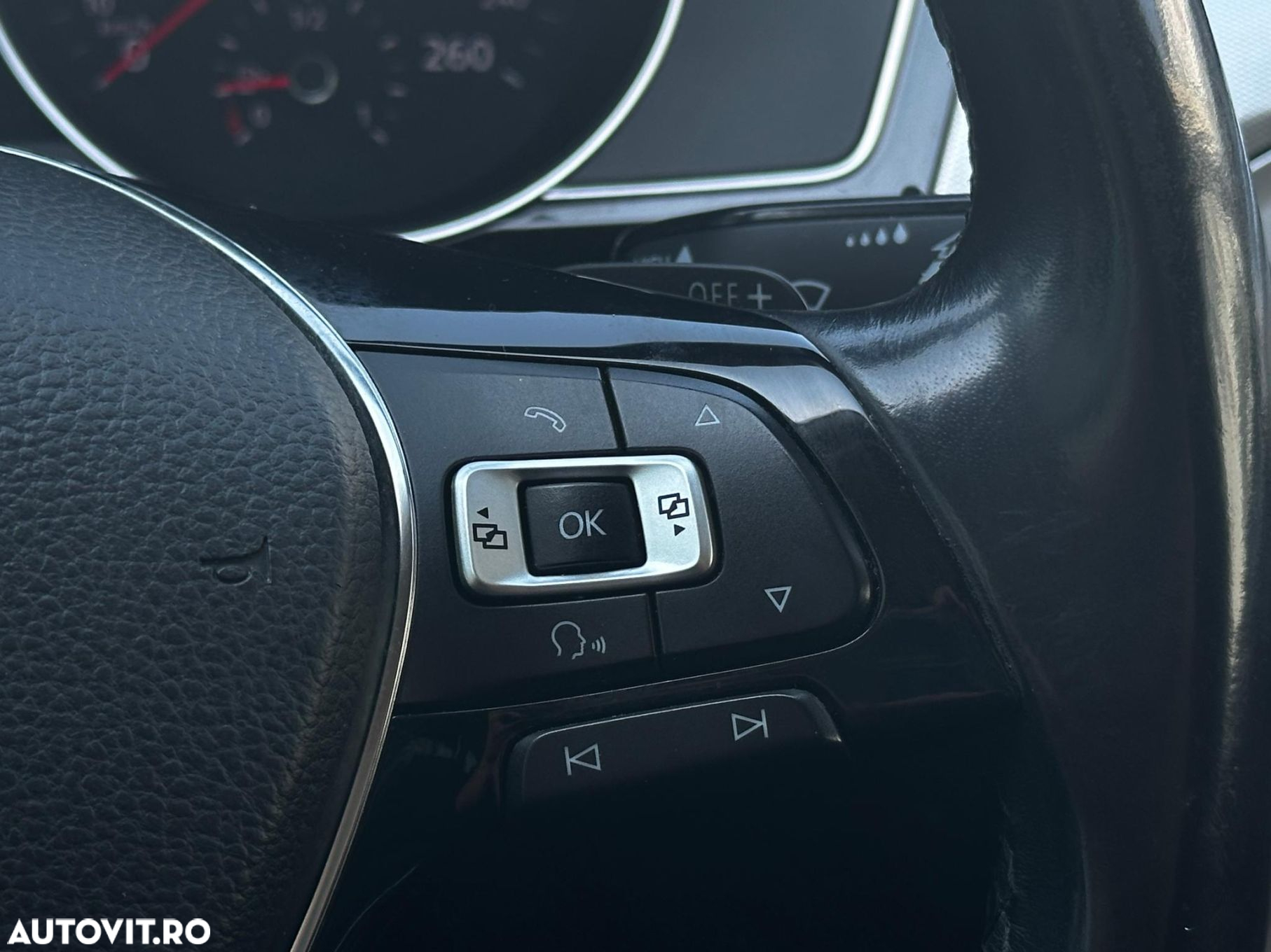 Volkswagen Passat - 18