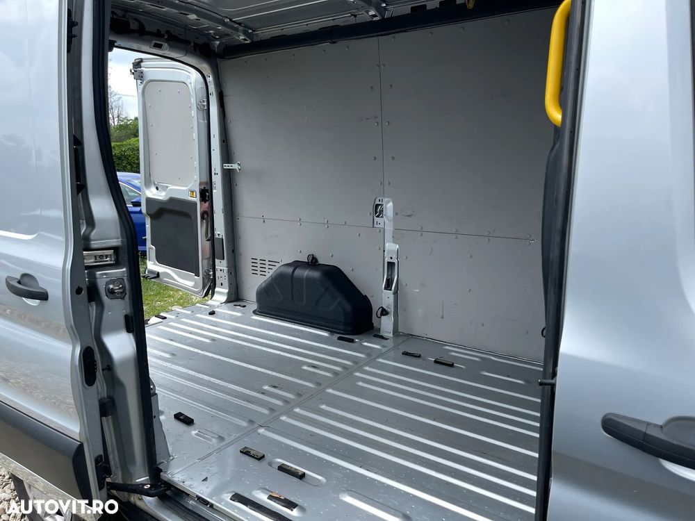 Ford Transit - 10