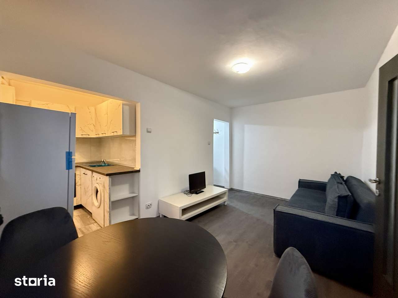 Apartament cu 2 camere de vanzare, mobilat si utilat, in Dambu Pietros — fotografia 3