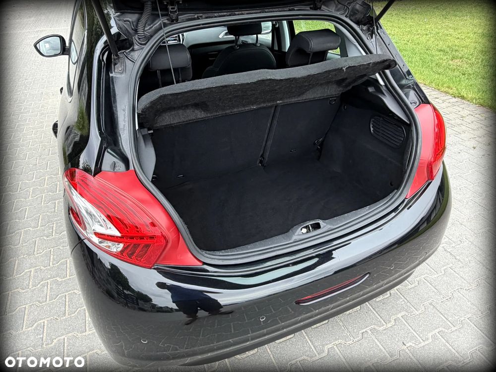 Peugeot 208 PureTech 82 Active - 22