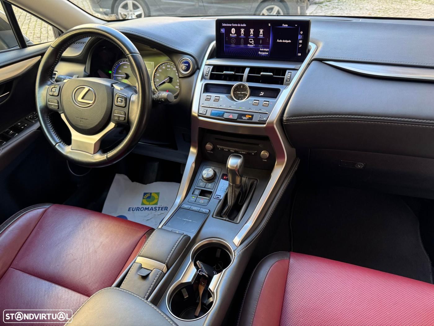 Lexus NX 300h Executive+ - 16