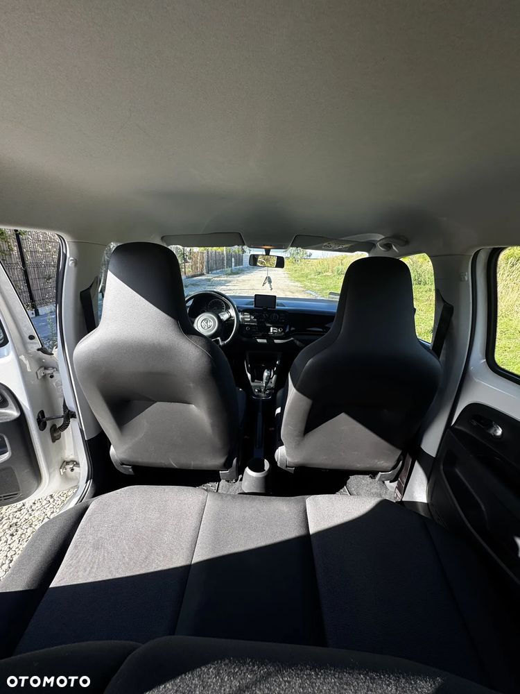 Volkswagen up! 1.0 move CityLine - 10