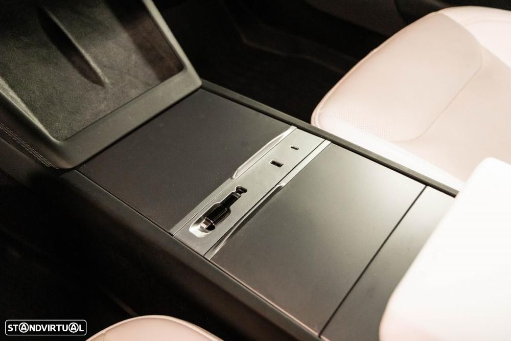 Tesla Model 3 Long Range Tração Integral - 30