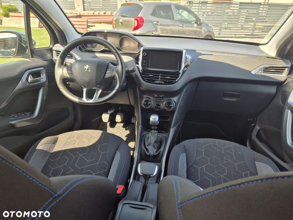 Peugeot 2008 PureTech 130 Stop&Start Crossway - 16