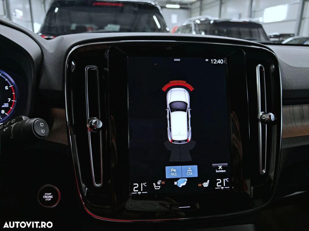 Volvo XC 40 T2 AT8 Momentum - 20