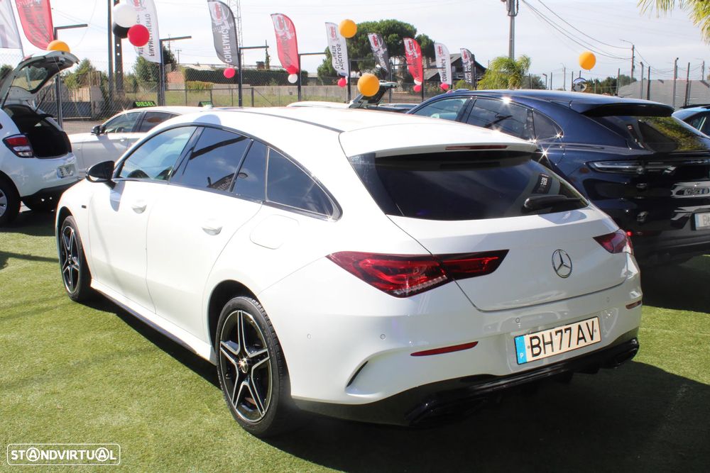 Mercedes-Benz CLA 250 e Shooting Brake 8G-DCT AMG Line - 2