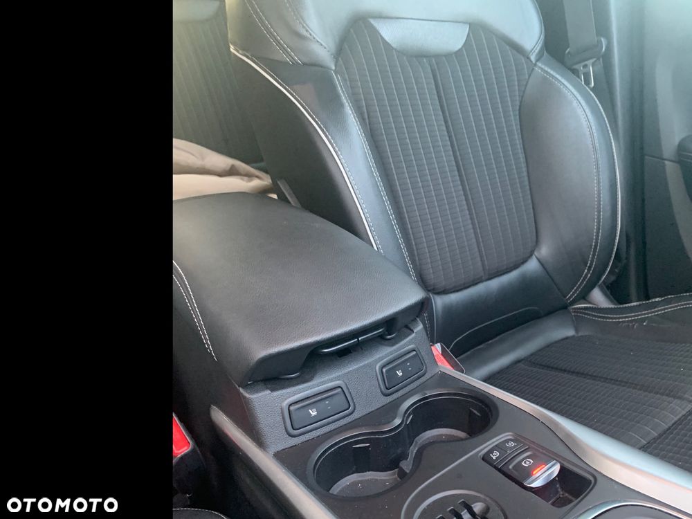Renault Kadjar 1.2 Energy TCe Limited EDC - 17
