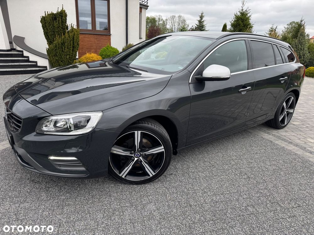 Volvo V60 D3 Drive-E R-Design Momentum - 4