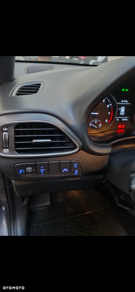 Hyundai i30 1.4 GO - 7