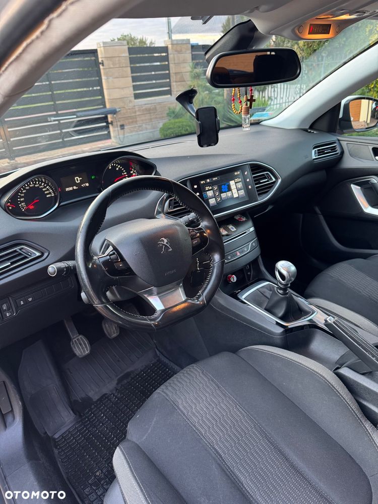 Peugeot 308 BlueHDi 120 Stop & Start Active - 24