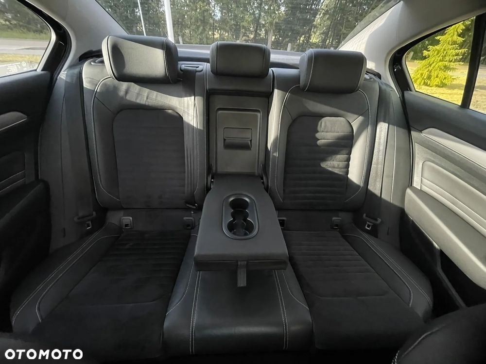 Volkswagen Passat 1.5 TSI EVO Elegance DSG - 16