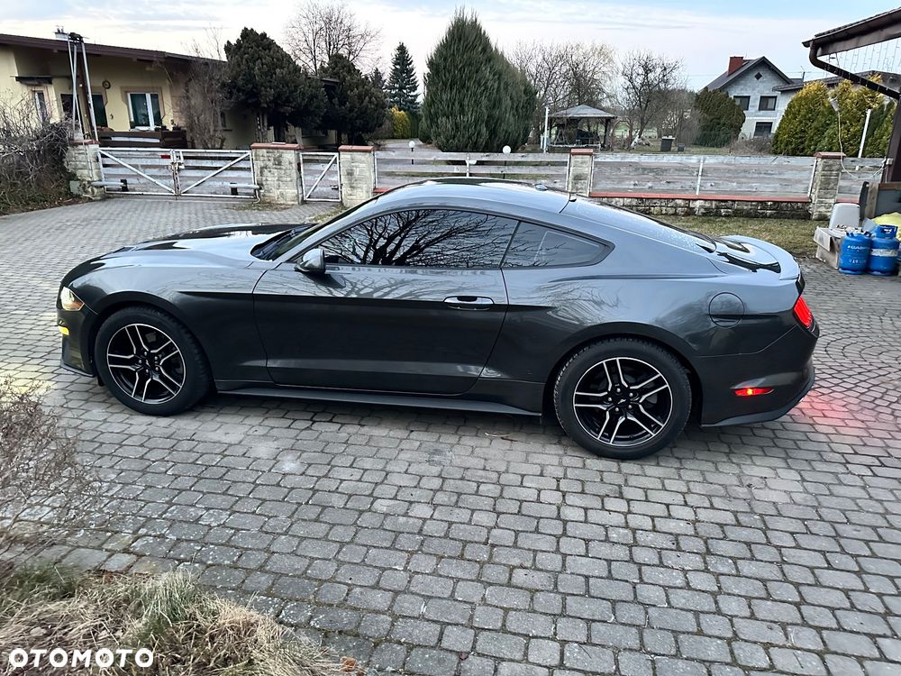 Ford Mustang 2.3 Eco Boost - 6