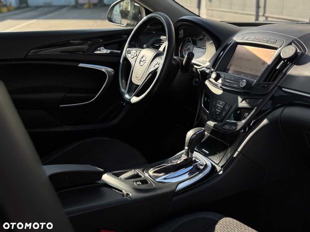 Opel Insignia 2.0 CDTI Exclusive S&S - 11