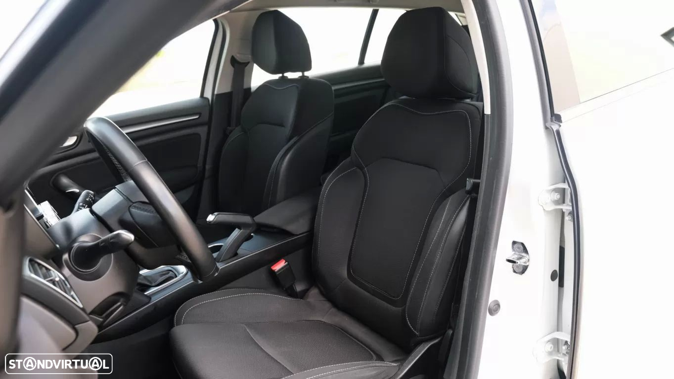 Renault Mégane Sport Tourer - 26