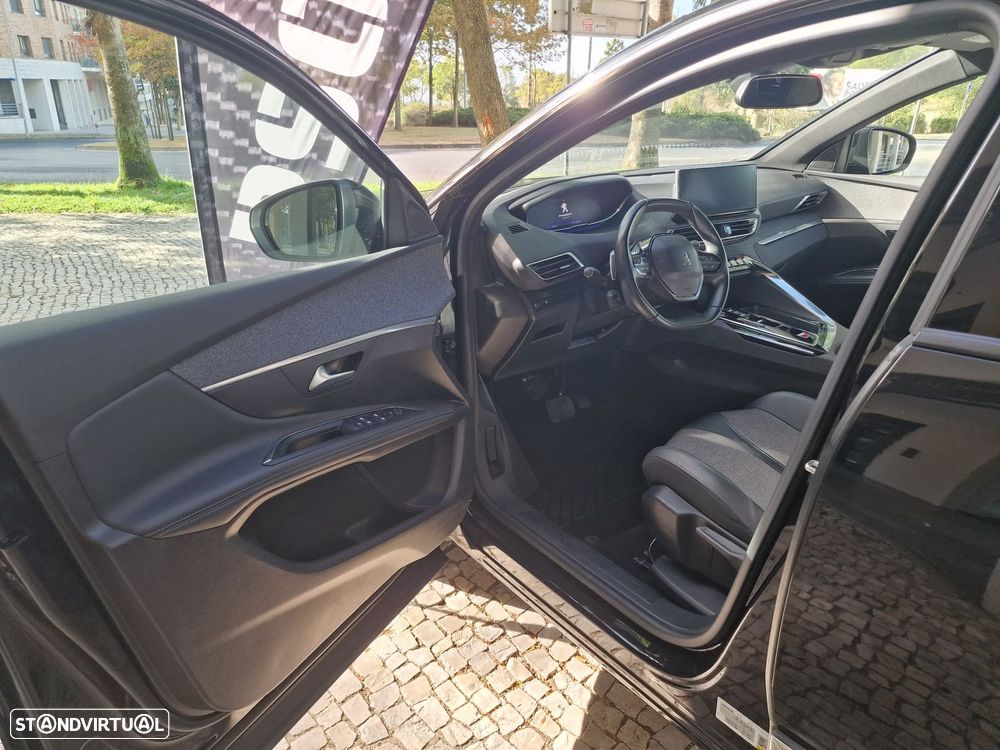 Peugeot 3008 1.5 BlueHDi Allure Pack EAT8 - 21