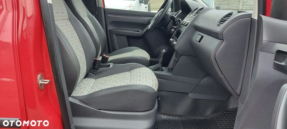 Volkswagen CADDY - 16