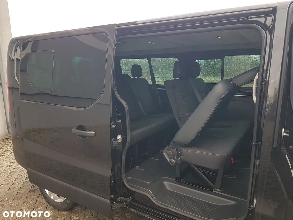 Renault Trafic - 22