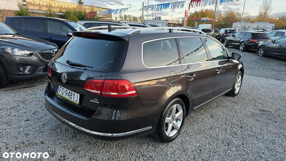 Volkswagen Passat - 15