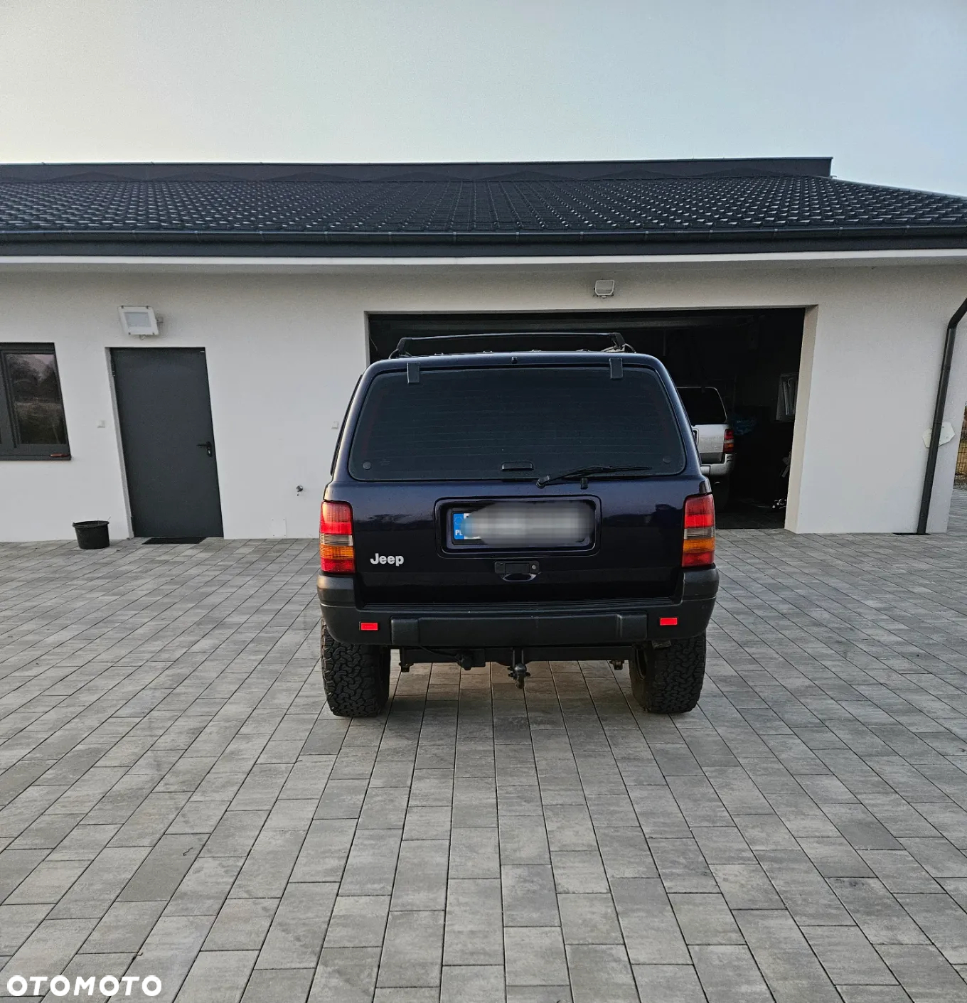 Jeep Grand Cherokee - 4