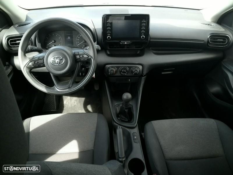 Toyota Yaris - 13