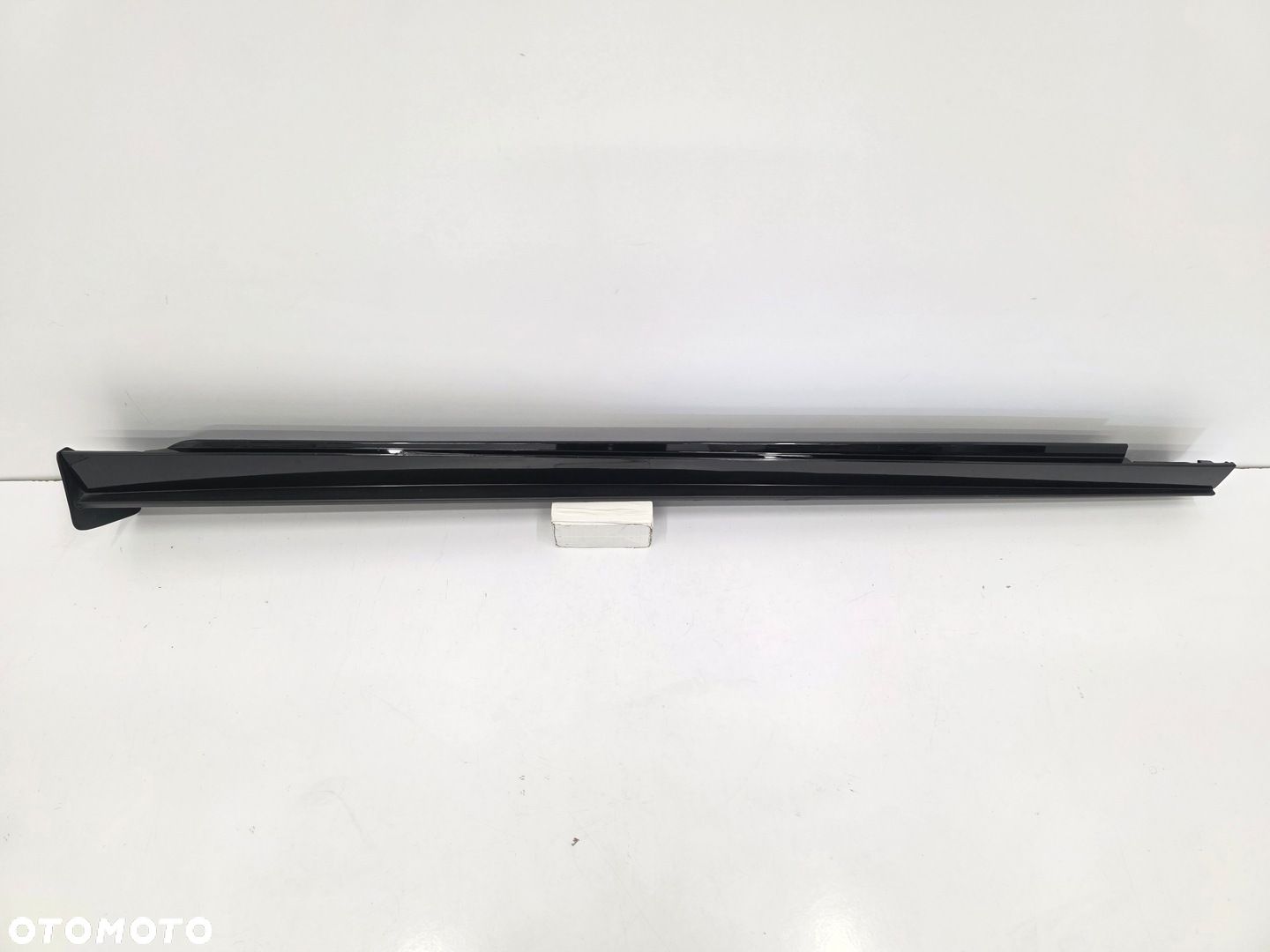 LISTWA PROGOWA PRAWA PRÓG MAZDA 3 BP IV BCJH-51P41 19 - - 1