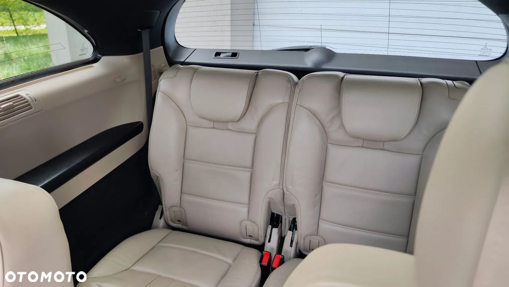 Mercedes-Benz Klasa R 350 4Matic 7G-TRONIC Travel Edition - 22