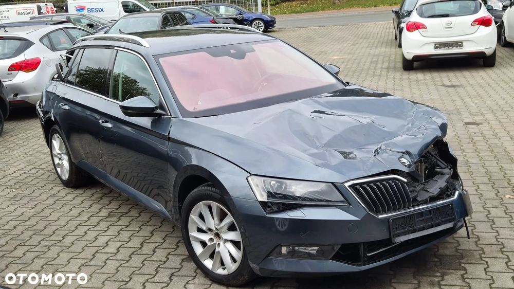 Skoda Superb 1.6 TDI DSG Ambition - 7