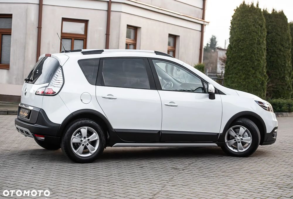 Renault Scenic 1.2 TCE Energy Bose - 14