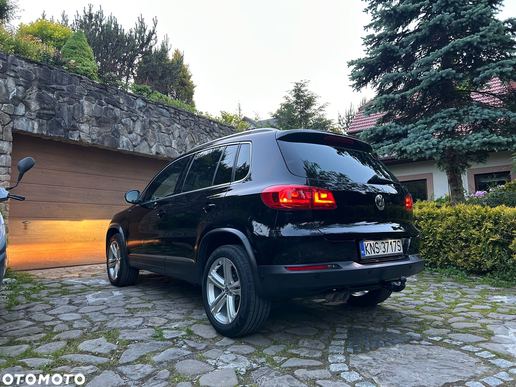 Volkswagen Tiguan - 4