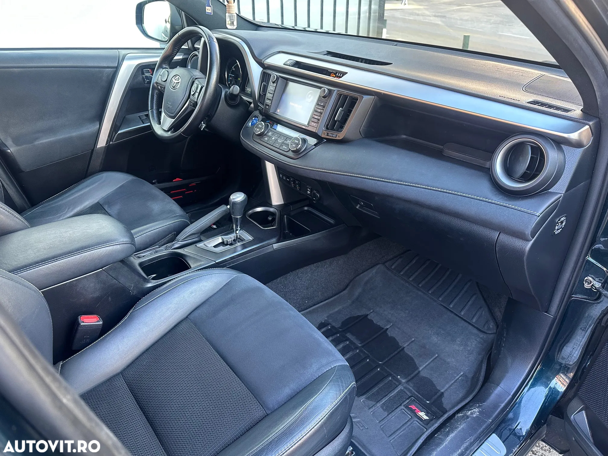 Toyota RAV4 2.5 4x4 Hybrid Style Selection - 18