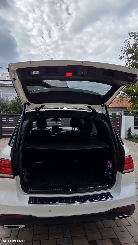Mercedes-Benz GLE 350 d 4MATIC - 9