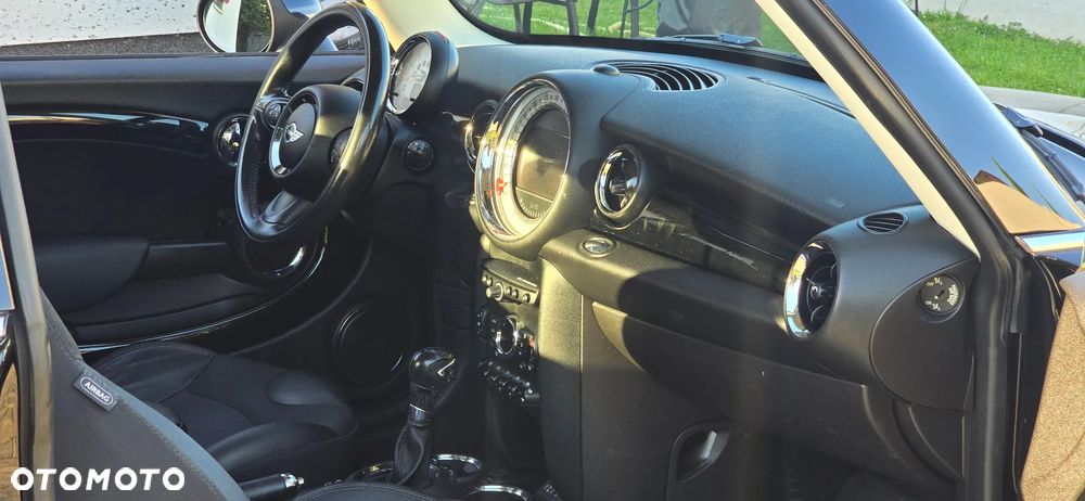 MINI Cooper D - 18