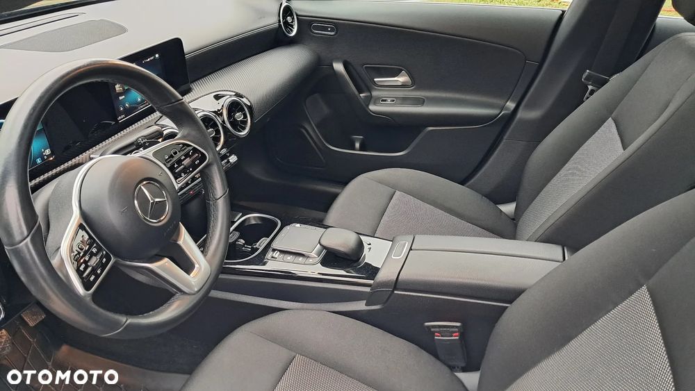 Mercedes-Benz CLA 200 d 8G-DCT Special Edition - 32