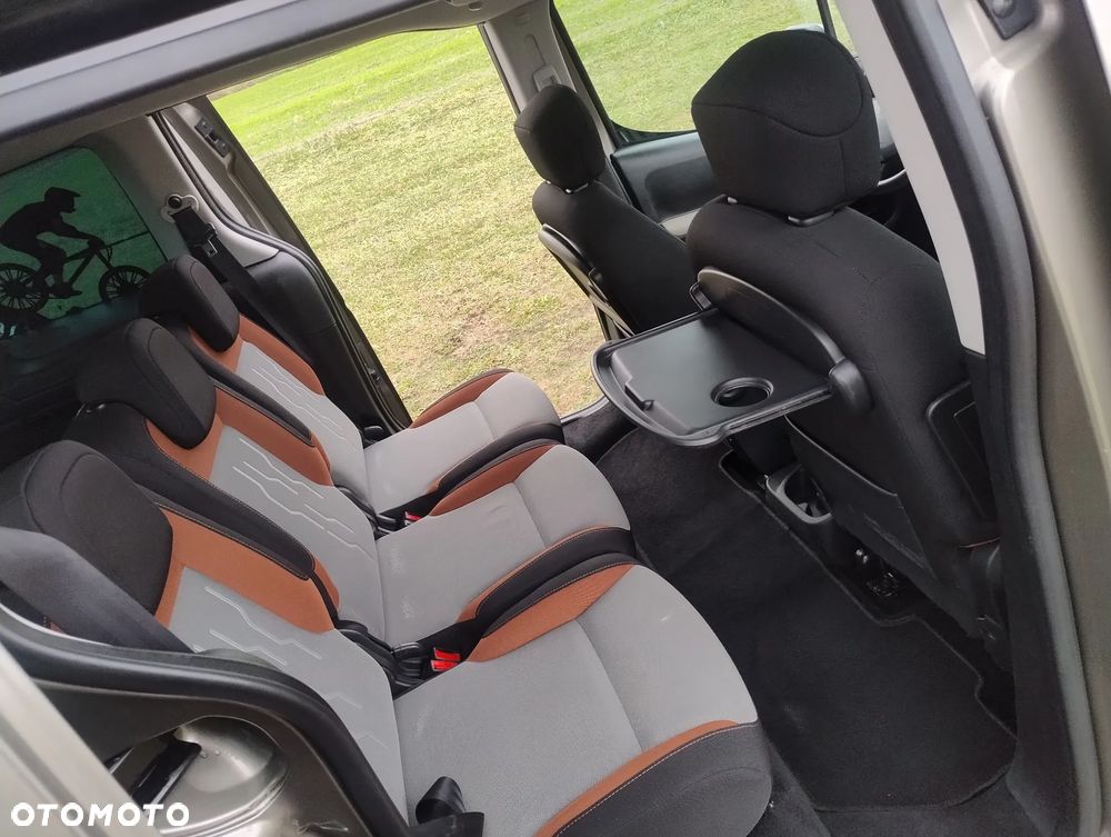 Peugeot Partner 1.6 VTi Outdoor - 20